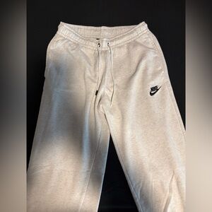 Nike white/light grayJoggers
